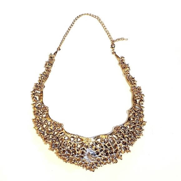 Austrian Crystal Flower Cluster Teardrop Statement Set - Picture 6 of 7